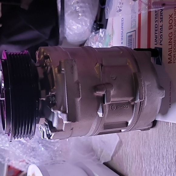 AC Auto Compressor - Picture 7 of 8